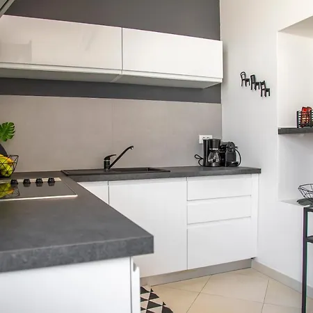 Porta Aurea - One Bedroom
